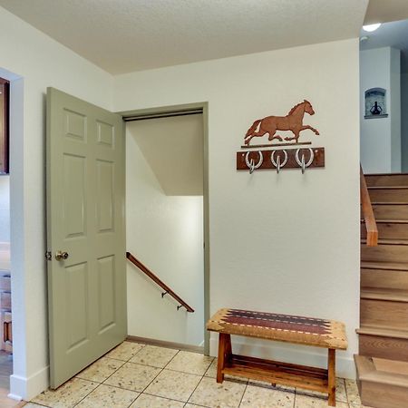 Pet-Friendly Escape With Game Room And Fire Pit! North Fork エクステリア 写真