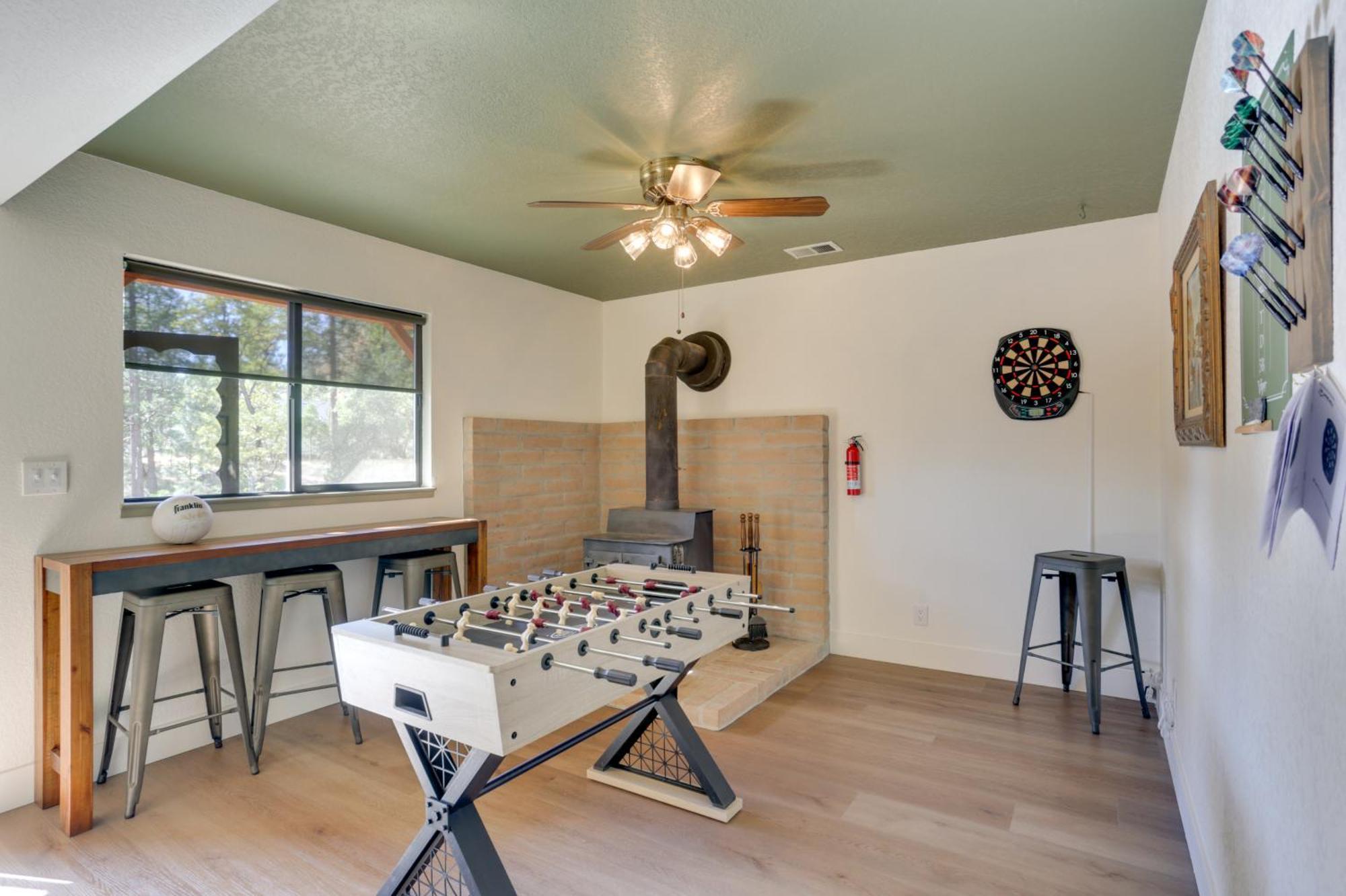 Pet-Friendly Escape With Game Room And Fire Pit! North Fork エクステリア 写真